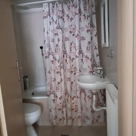 3 Min From Station No2 Private Free Parking Saloniki