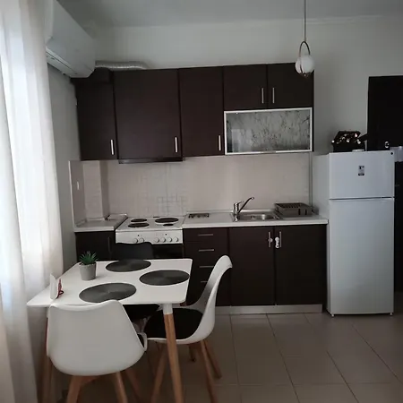 3 Min From Station No2 Private Free Parking Apartment Thessaloniki