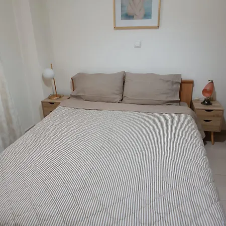 Apartment 3 Min From Station No2 Private Free Parking *